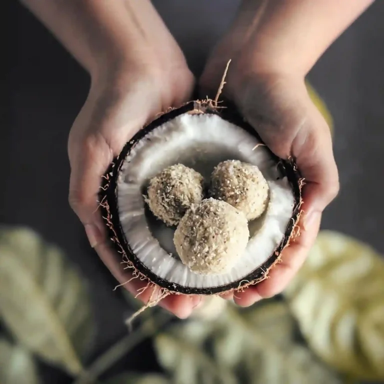 Coconut Ladoo